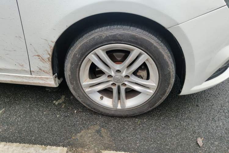 Used Bestune B30EV 2019 EV400 Right Front Wheel Hub