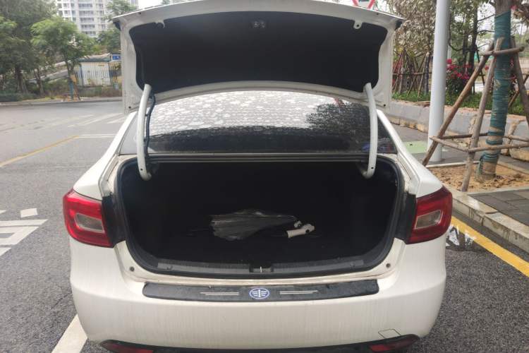 Used Bestune B30EV 2019 EV400 Trunk