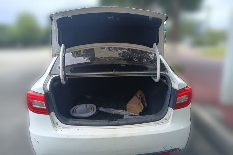 Used Bestune B30EV 2019 EV400 Trunk