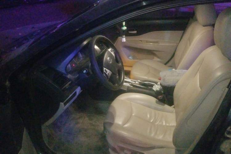 Used Bestune B50 2009 1.6 automatic prestige version Driver Seat