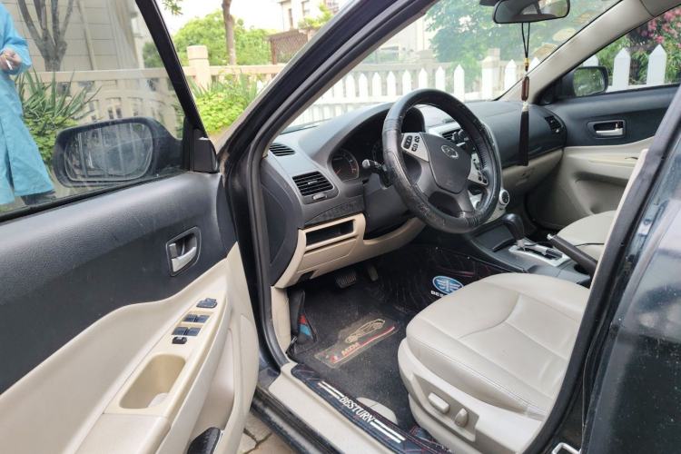 Used Bestune B50 2009 1.6 automatic prestige version Driver Seat