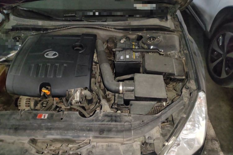 Used Bestune B50 2009 1.6 manual luxury version Engine Bay Left