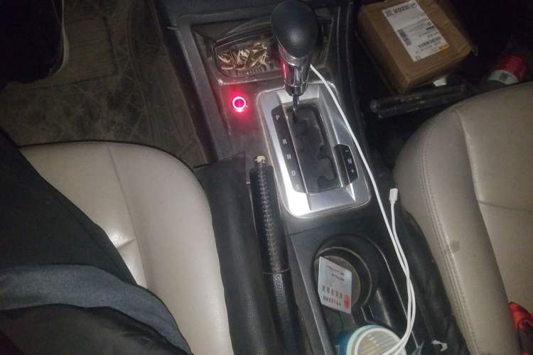 Used Bestune B50 2009 1.6 automatic prestige version Gear Lever