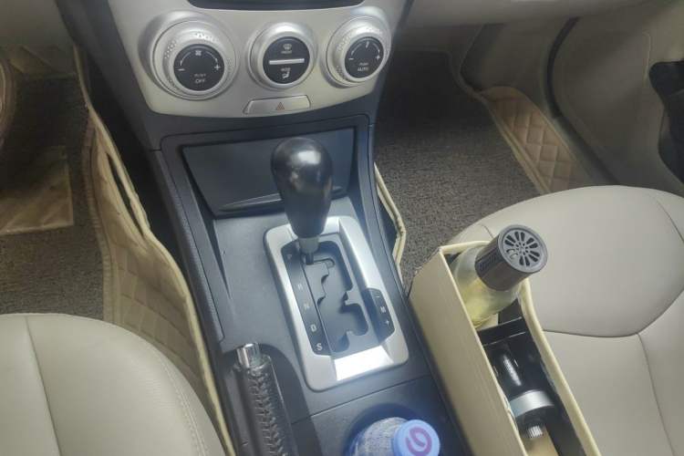 Used Bestune B50 2009 1.6 automatic luxury version Gear Lever