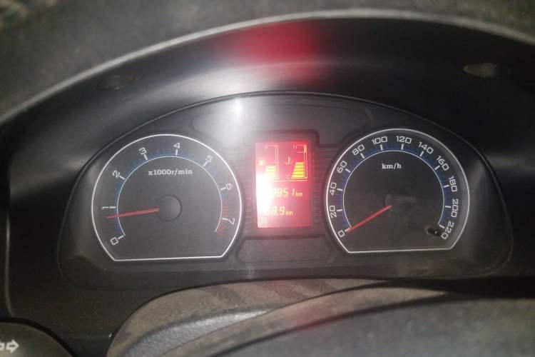 Used Bestune B50 2009 1.6 automatic prestige version Instrument Cluster