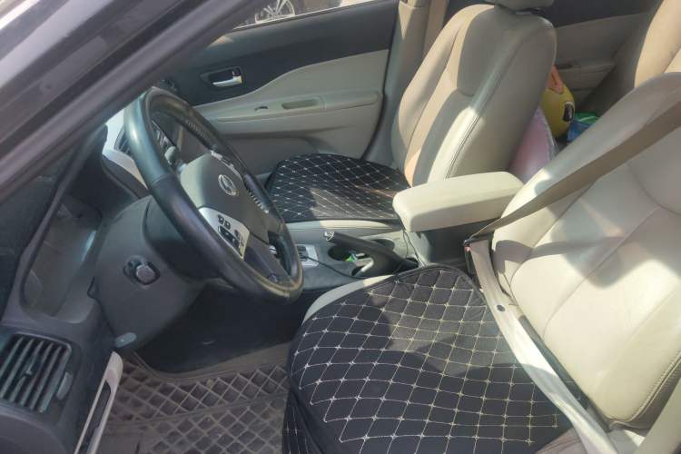 Used Bestune B50 2009 1.6 automatic prestige version Left Front Seat
