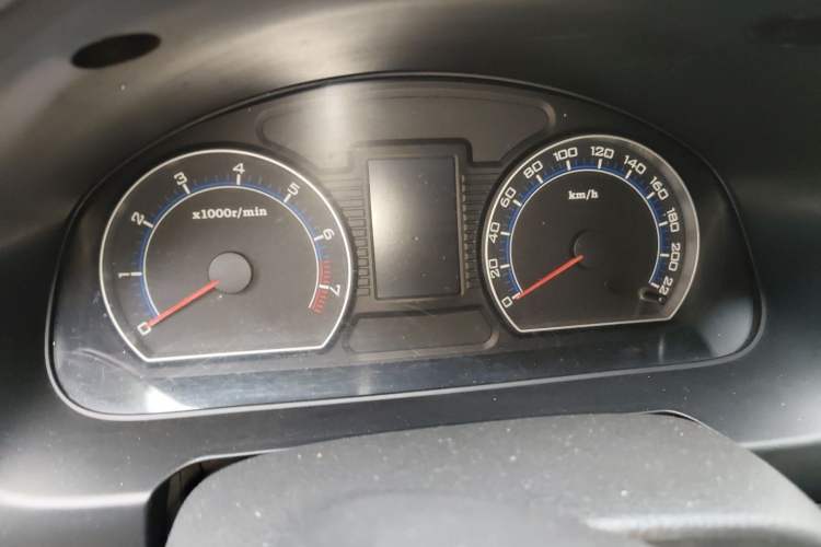 Used Bestune B50 2009 1.6 automatic prestige version Odometer Close Up