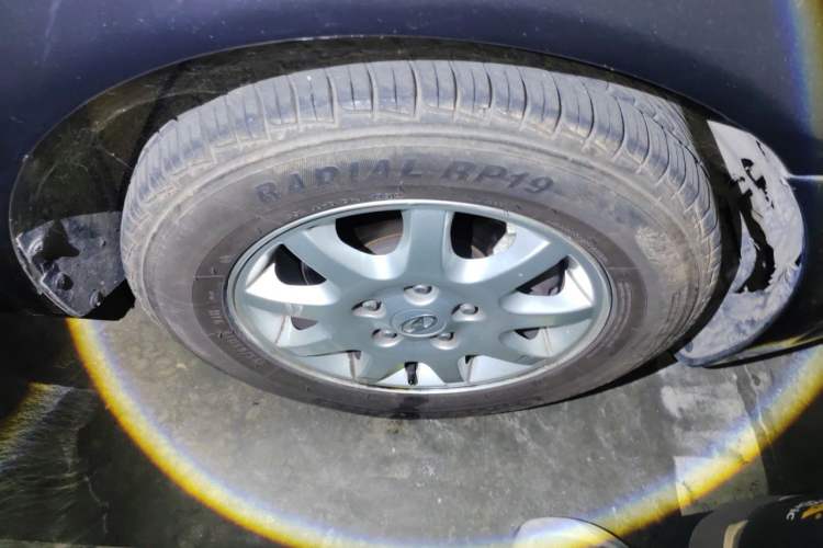 Used Bestune B50 2009 1.6 manual luxury version Right Front Wheel Hub