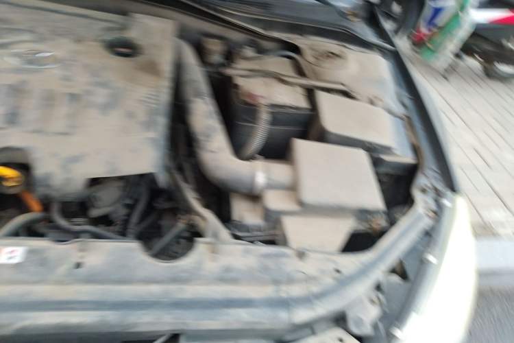 Used Bestune B50 2009 1.6 automatic luxury version Engine Bay Left