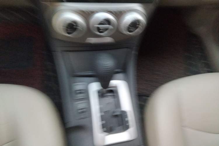 Used Bestune B50 2009 1.6 automatic luxury version Gear Lever