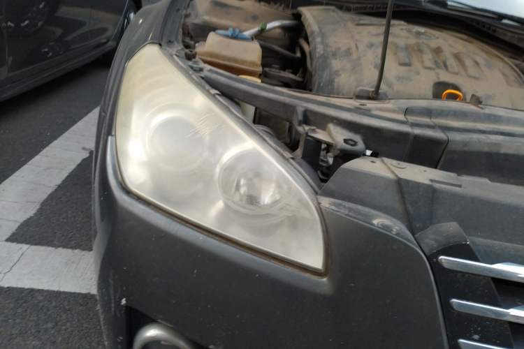 Used Bestune B50 2009 1.6 automatic luxury version Right Front Headlight
