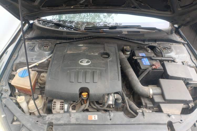 Used Bestune B50 2009 1.6 automatic luxury version Engine Bay