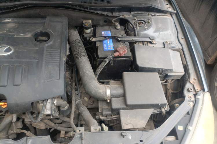 Used Bestune B50 2009 1.6 automatic luxury version Engine Bay Left