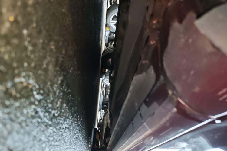 Used Bestune B50 2009 1.6 automatic luxury version Chassis Front Left