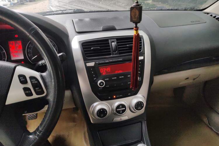 Used Bestune B50 2009 1.6 manual luxury version Audio And AC Panel