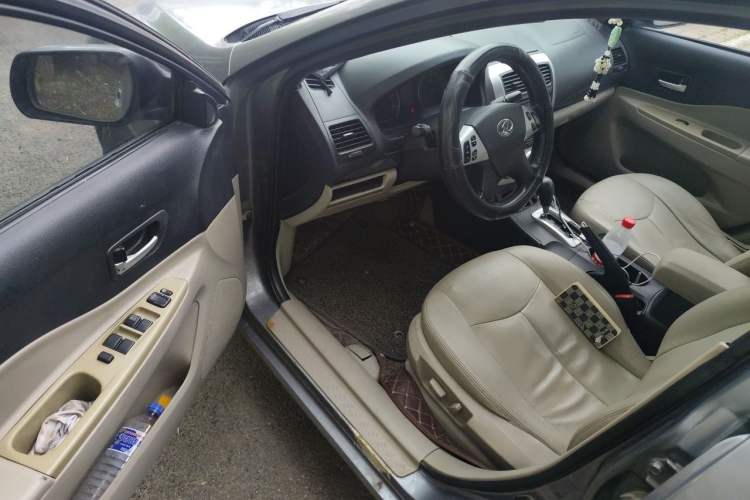 Used Bestune B50 2009 1.6 automatic luxury version Driver Seat