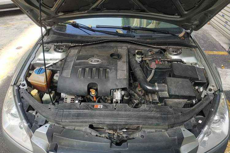 Used Bestune B50 2009 1.6 automatic luxury version Engine Bay