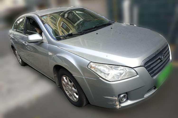 Used Bestune B50 2009 1.6 automatic luxury version Front Right 45 Deg