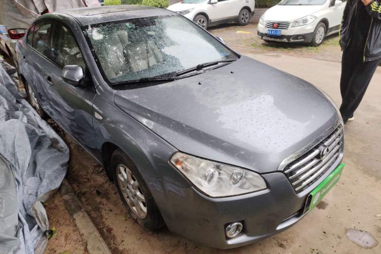 Used Bestune B50 2009 1.6 manual luxury version Front Right 45 Deg