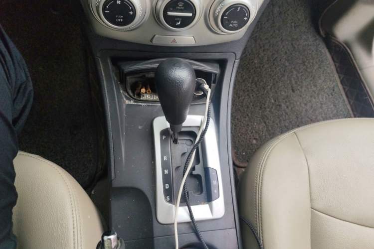 Used Bestune B50 2009 1.6 automatic luxury version Gear Lever
