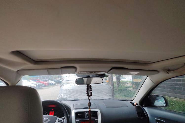 Used Bestune B50 2009 1.6 manual luxury version Headliner