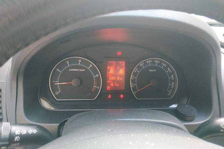 Used Bestune B50 2009 1.6 automatic luxury version Instrument Cluster