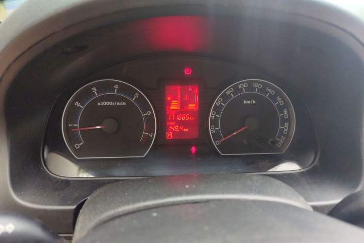 Used Bestune B50 2009 1.6 automatic luxury version Instrument Cluster