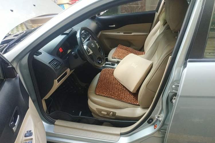 Used Bestune B50 2009 1.6 automatic luxury version Left Front Seat