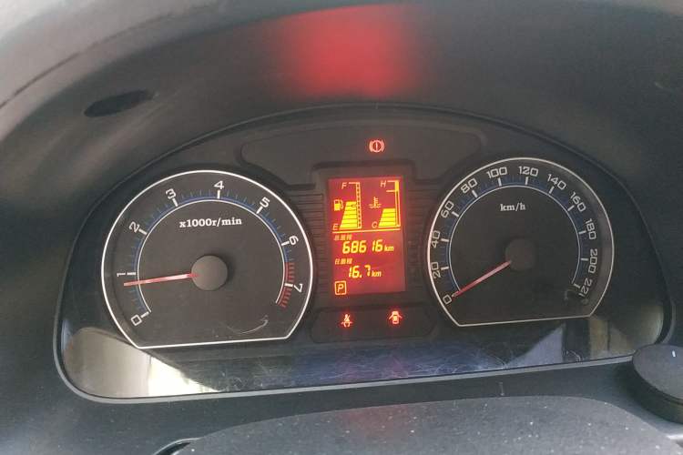 Used Bestune B50 2009 1.6 automatic luxury version Odometer Close Up