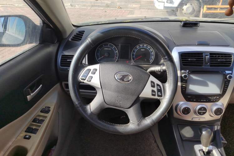 Used Bestune B50 2009 1.6 automatic prestige version Steering Wheel