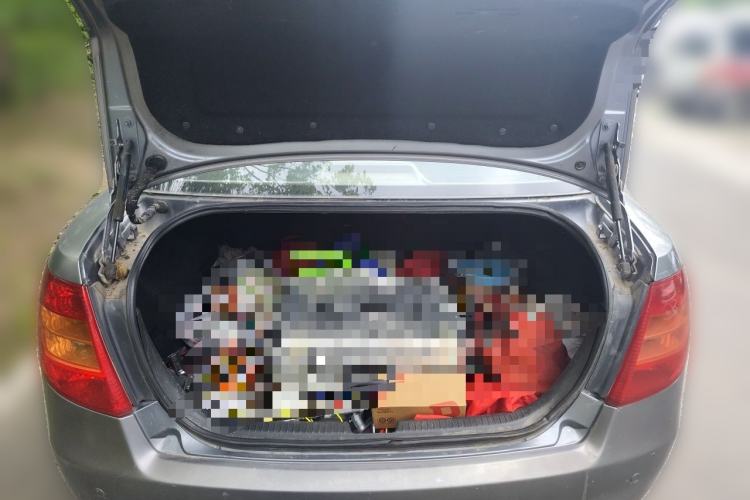 Used Bestune B50 2009 1.6 automatic luxury version Trunk