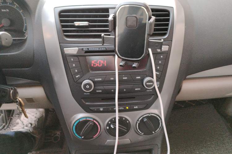 Used Bestune B50 2011 1.6L Automatic Fashion Model Audio And AC Panel