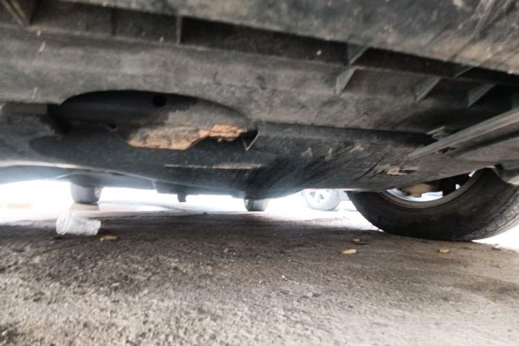 Used Bestune B50 2011 1.6L manual fashion version Chassis Front