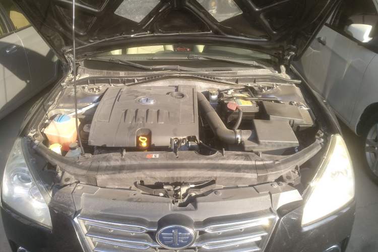 Used Bestune B50 2011 1.6L Automatic Fashion Model Engine Bay