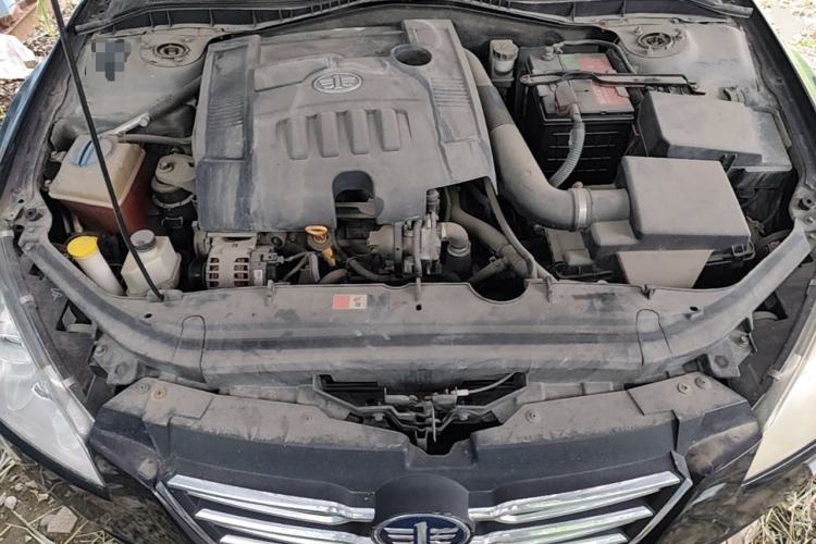 Used Bestune B50 2011 1.6L manual fashion version Engine Bay