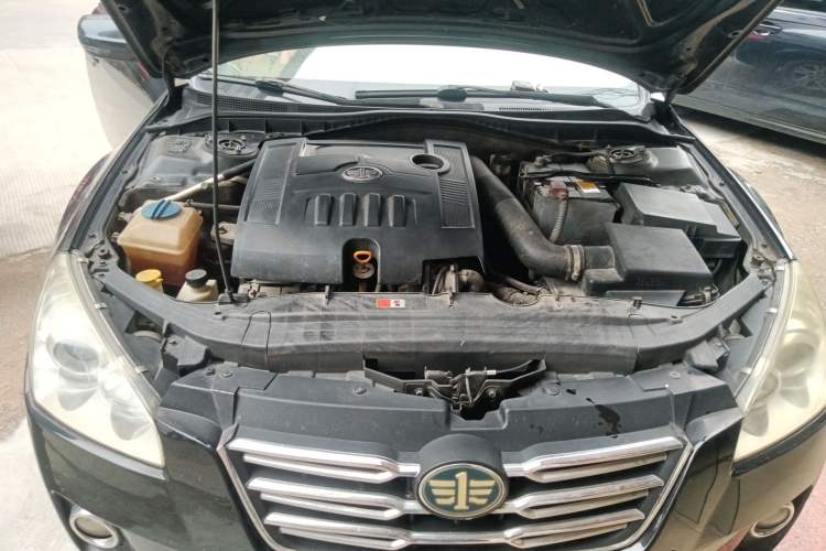 Used Bestune B50 2011 1.6L manual fashion version Engine Bay