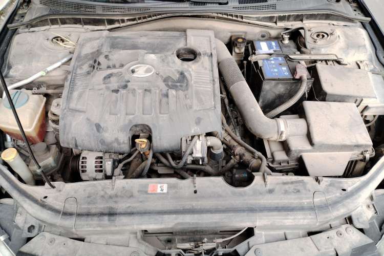 Used Bestune B50 2011 1.6L Automatic Fashion Model Engine Bay