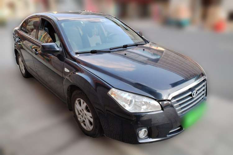 Used Bestune B50 2011 1.6L Automatic Fashion Model Front Right 45 Deg