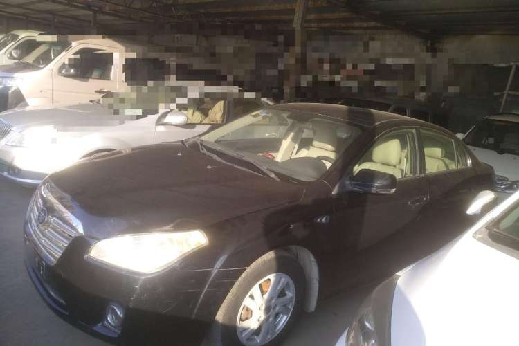 Used Bestune B50 2011 1.6L Automatic Fashion Model Left Side