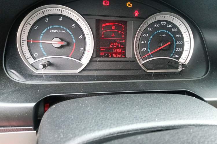 Used Bestune B50 2011 1.6L manual fashion version Odometer Close Up