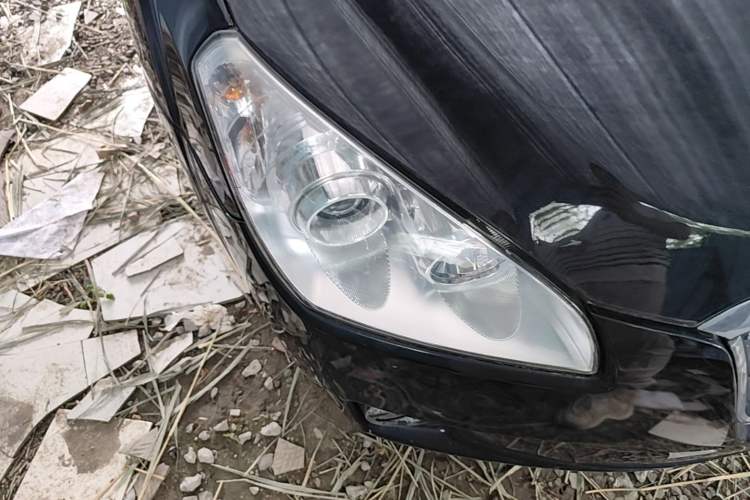 Used Bestune B50 2011 1.6L manual fashion version Right Front Headlight