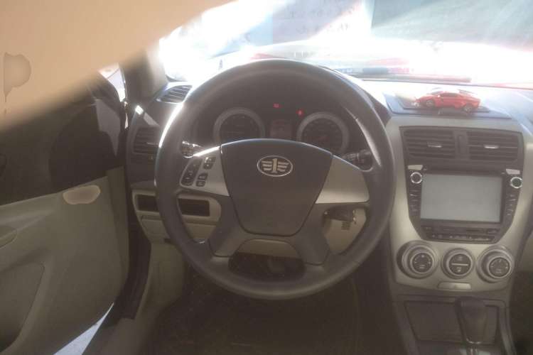 Used Bestune B50 2011 1.6L Automatic Fashion Model Steering Wheel
