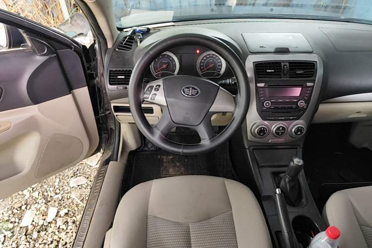 Used Bestune B50 2011 1.6L manual fashion version Steering Wheel