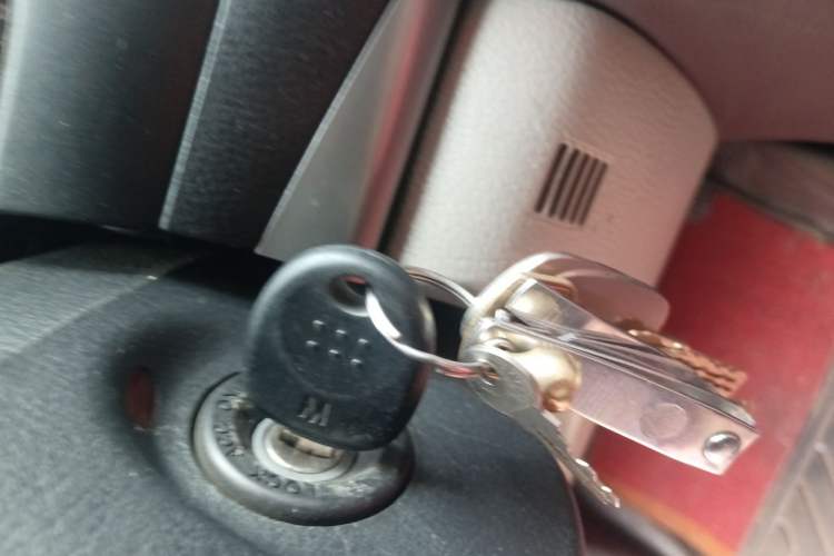 Used Bestune B50 2011 1.6L Automatic Fashion Model Vehicle Key