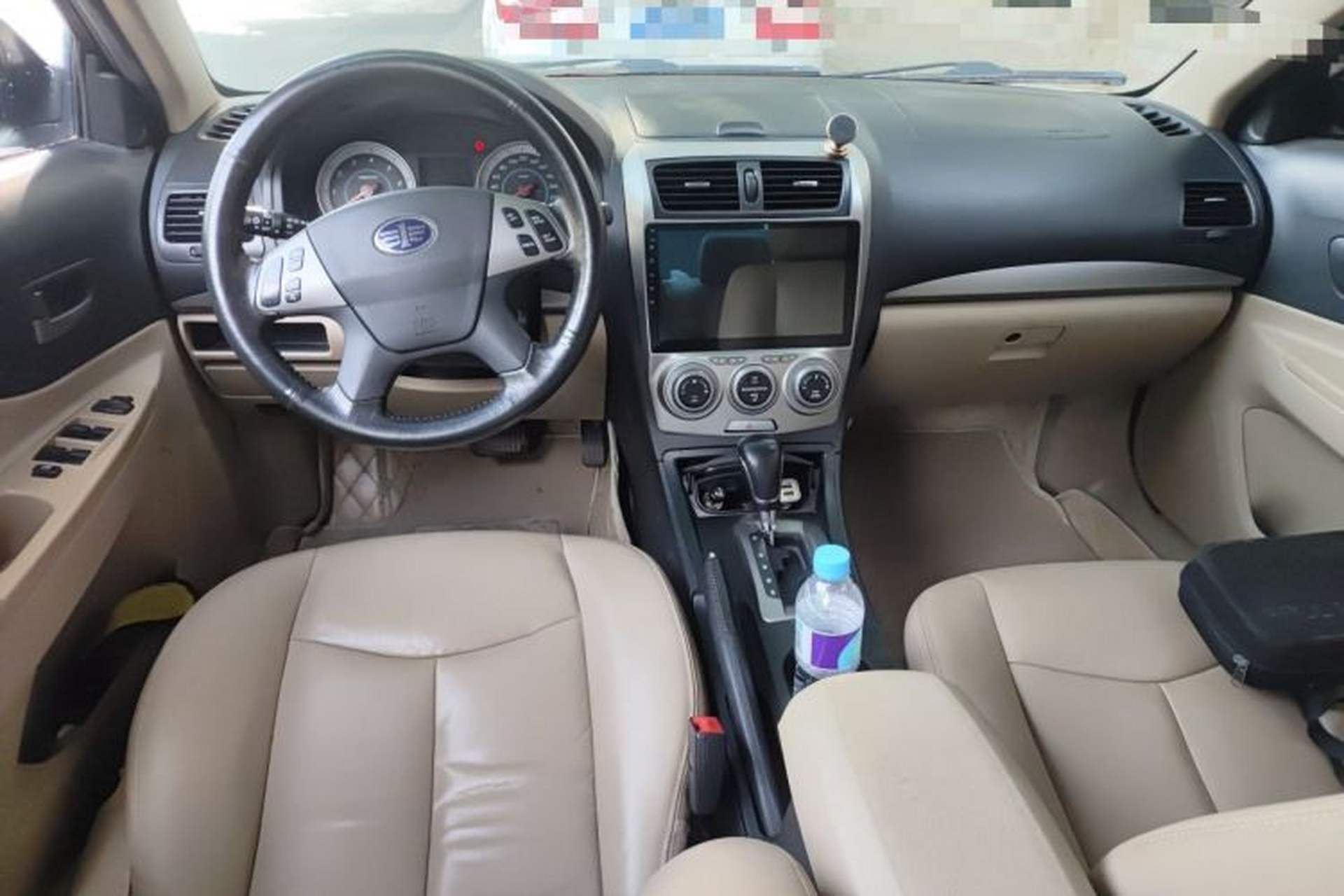 Used Bestune B50 2011 1.6L Automatic Prestige Edition Center Console