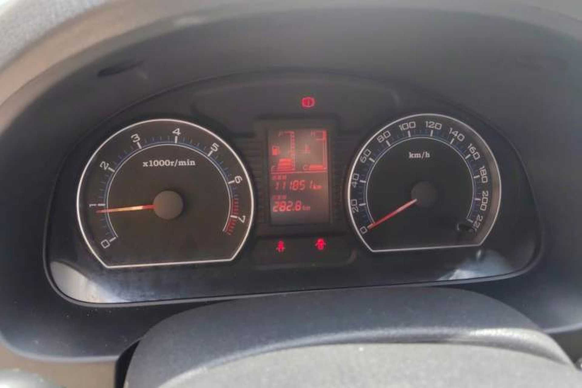 Used Bestune B50 2011 1.6L manual sunroof version Instrument Cluster