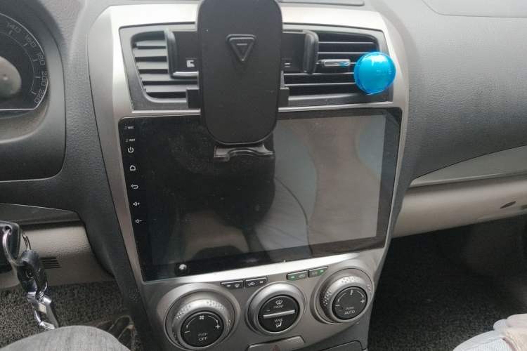 Used Bestune B50 2011 1.6L Manual Limited Edition Audio And AC Panel
