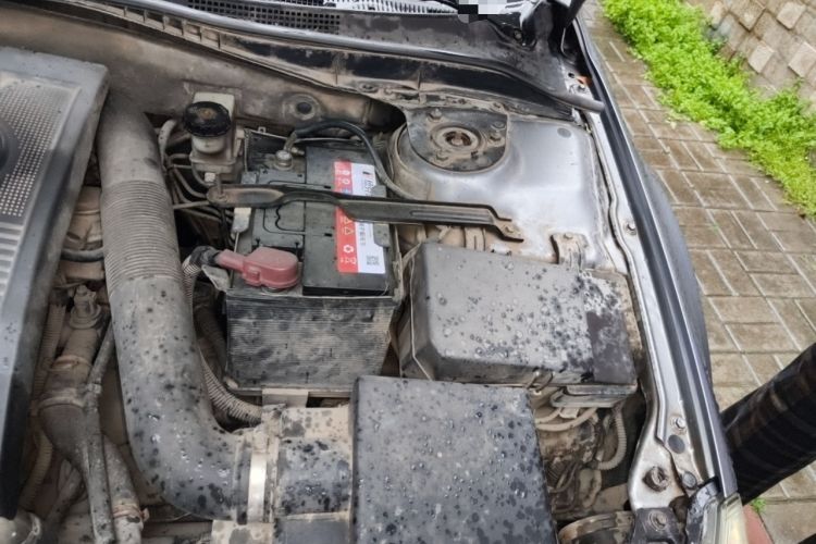 Used Bestune B50 2011 1.6L Manual Limited Edition Engine Bay Left