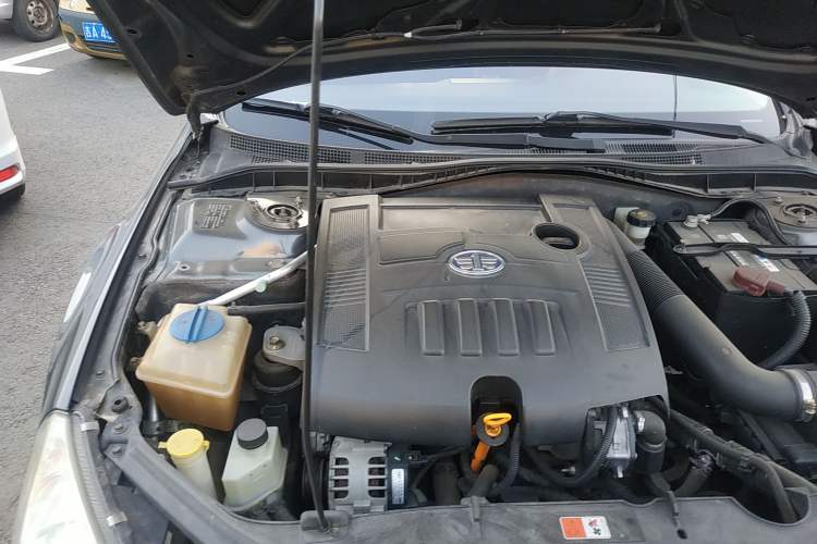 Used Bestune B50 2011 1.6L Manual Prestige Edition Engine Bay Right