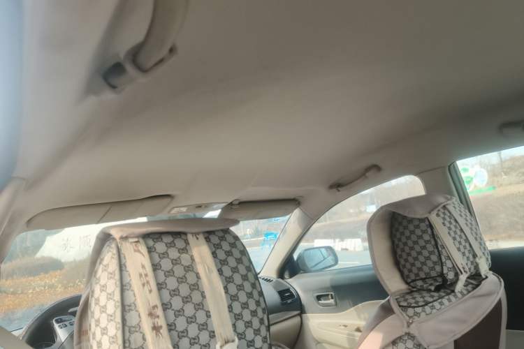 Used Bestune B50 2011 1.6L manual fashion version Headliner